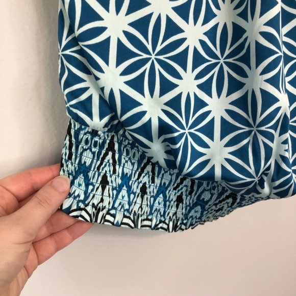 White House Black Market Halter Top Blue Size 6 - Picture 7 of 14